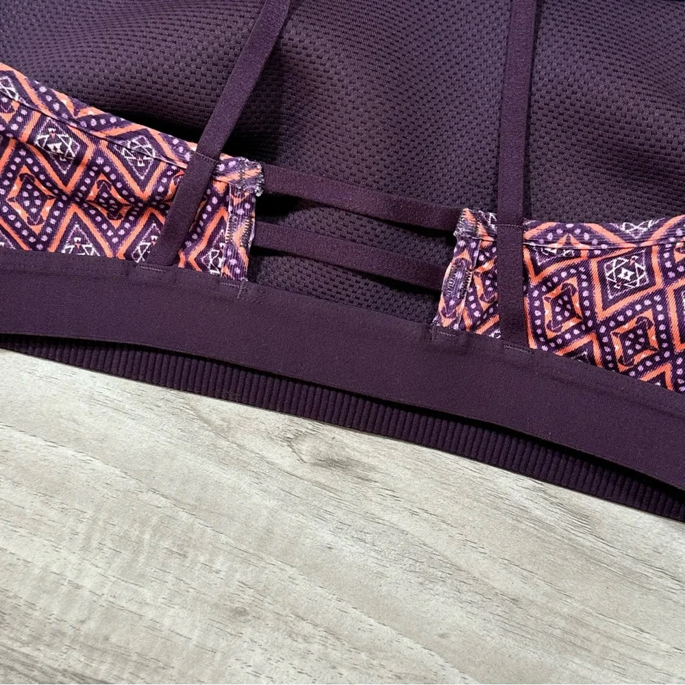 CALIA BY CARRIE UNDERWOOD Strappy Deep Plum Purple Adjustable Strap Sports Bra M - Picture 6 of 8